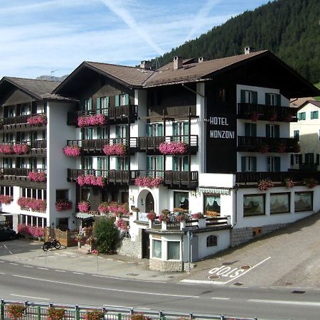 Gh Hotel Monzoni Pozza di Fassa Dış mekan fotoğraf