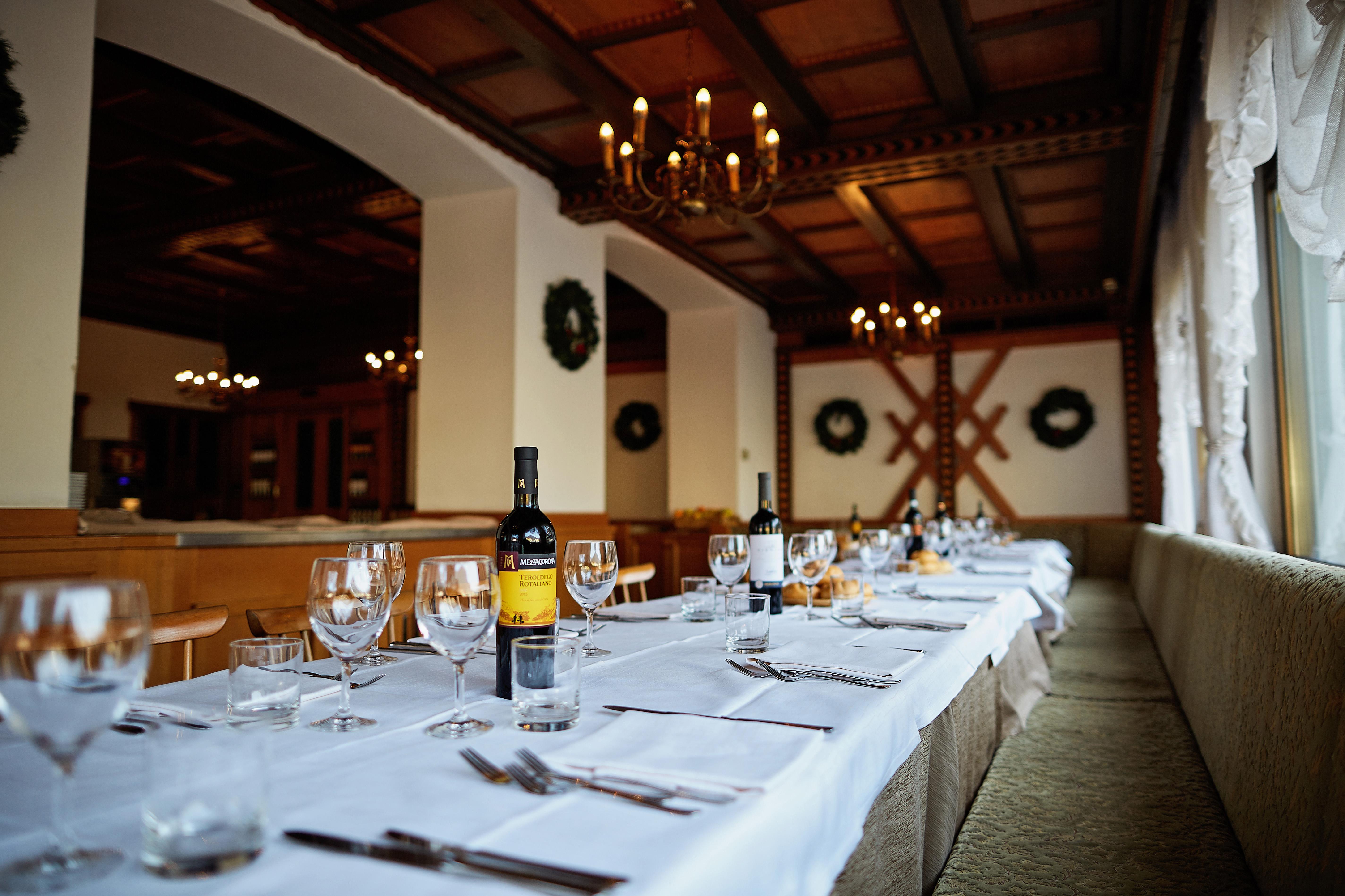 Gh Hotel Monzoni Pozza di Fassa Dış mekan fotoğraf