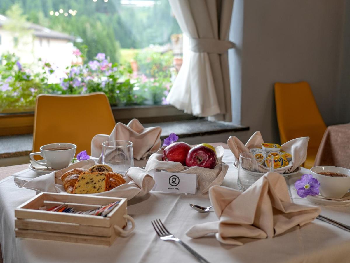 Gh Hotel Monzoni Pozza di Fassa Dış mekan fotoğraf