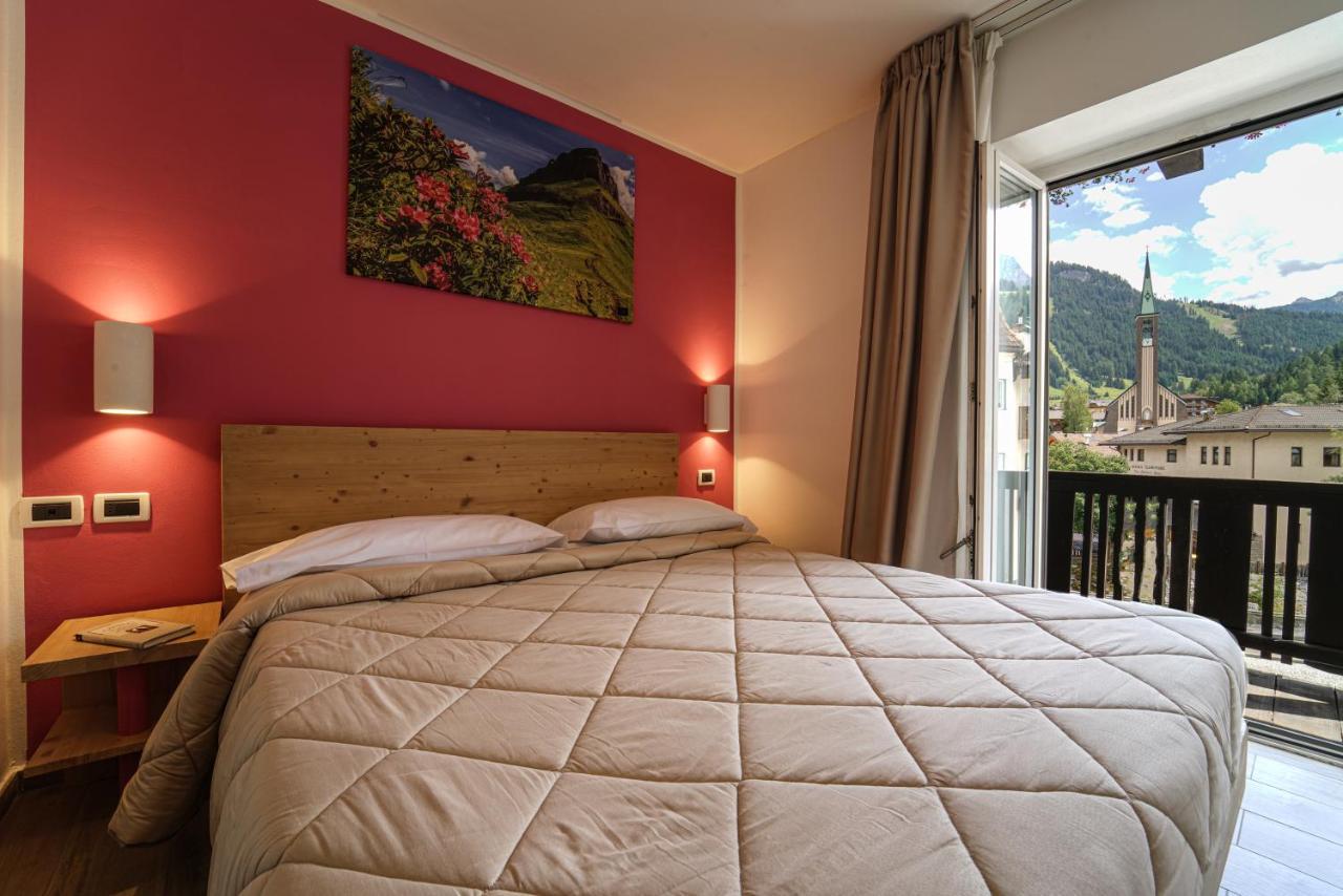 Gh Hotel Monzoni Pozza di Fassa Dış mekan fotoğraf