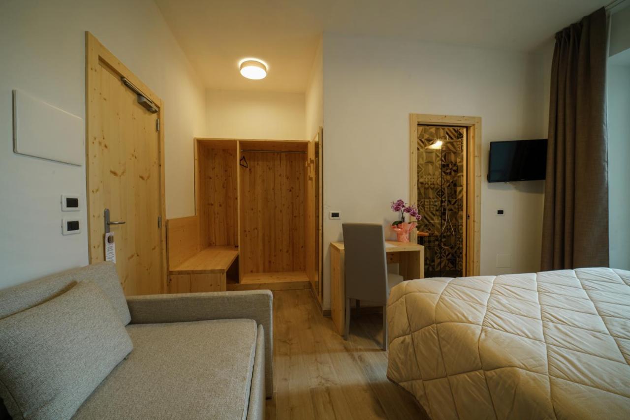 Gh Hotel Monzoni Pozza di Fassa Dış mekan fotoğraf