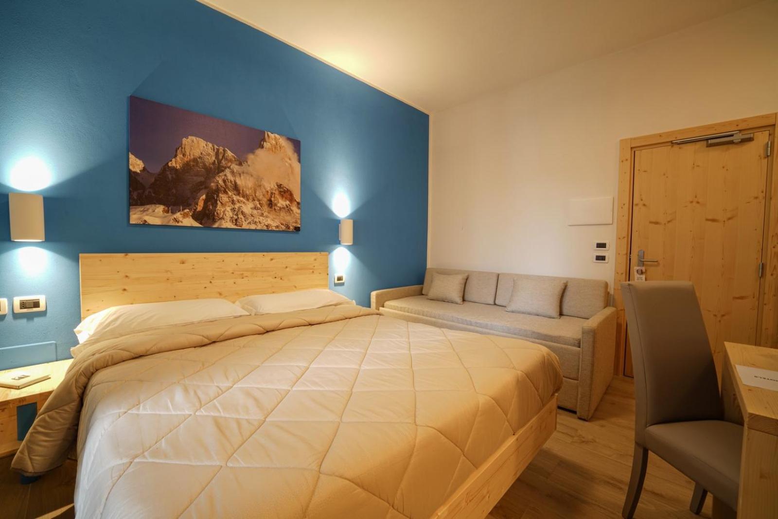 Gh Hotel Monzoni Pozza di Fassa Dış mekan fotoğraf